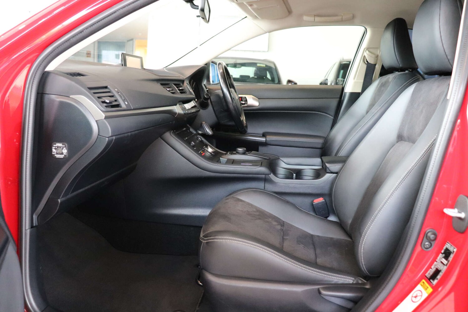 Used Lexus CT 2017 for sale - 76556053: Photo 34