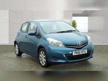 Used Toyota Yaris 2011 for sale - 78379852: Photo