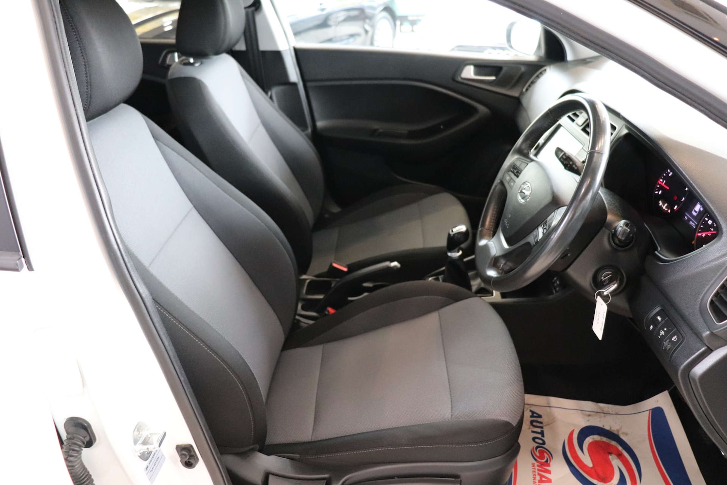 Used Hyundai i20 2020 for sale - 76384168: Photo 18