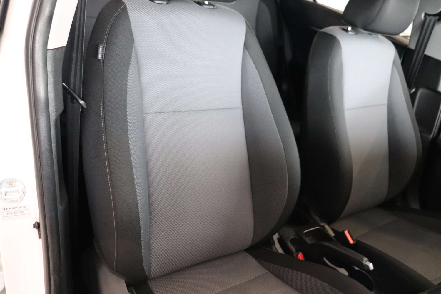 Used Hyundai i20 2020 for sale - 76384168: Photo 23