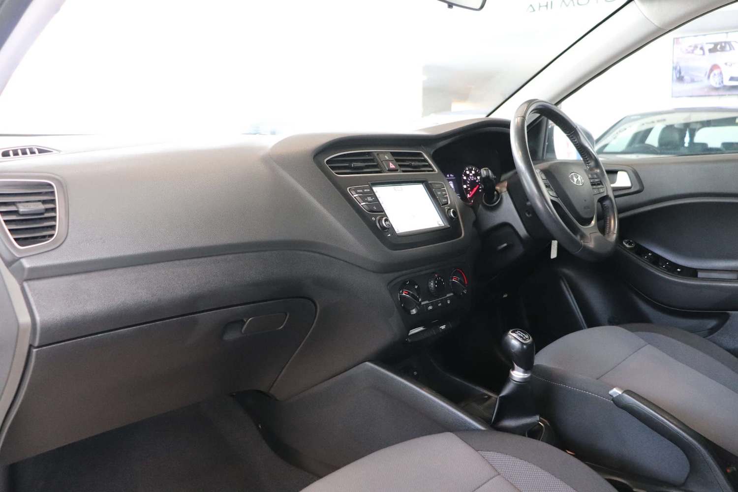 Used Hyundai i20 2020 for sale - 76384168: Photo 4