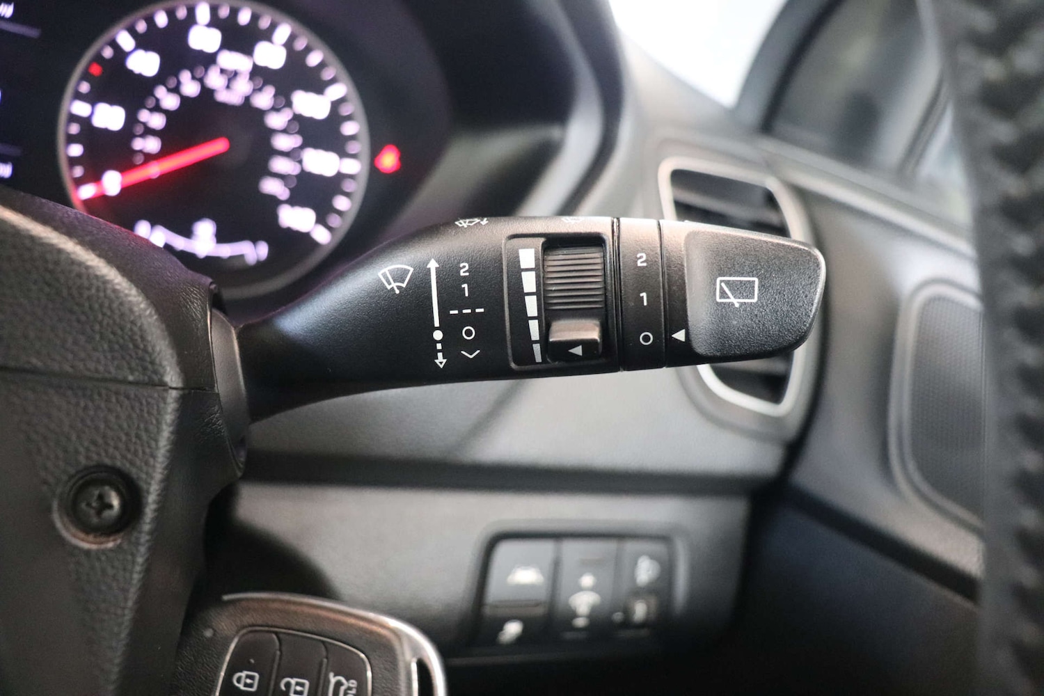 Used Hyundai i20 2020 for sale - 76384168: Photo 55