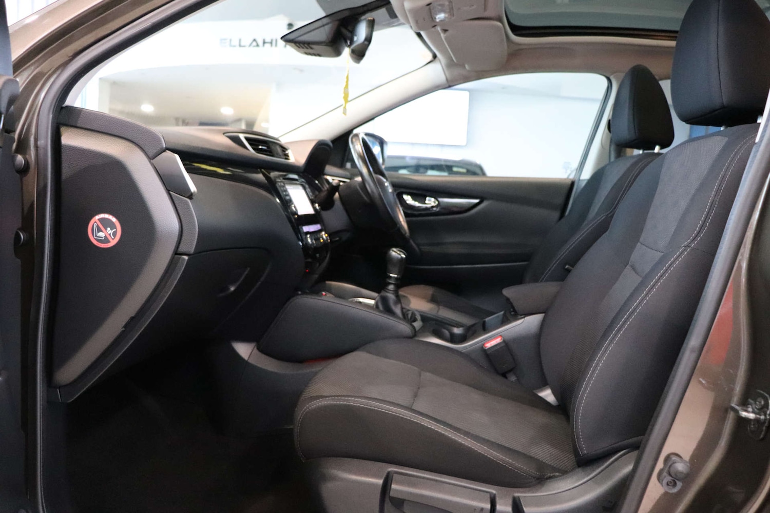 Used Nissan Qashqai 2014 for sale - 76861649: Photo 37