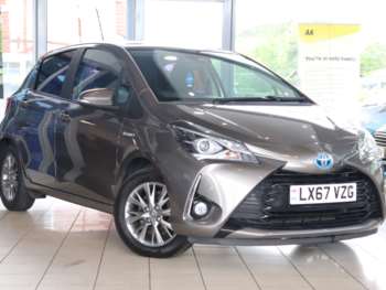 2017 - 1.5 Yaris Icon Tech Hybrid VVT-i CVT 5dr