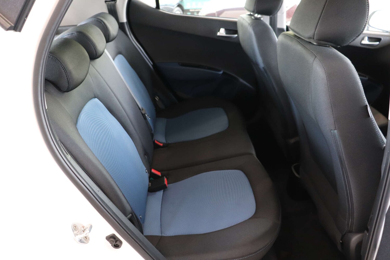 Used Hyundai i10 2016 for sale - 76031216: Photo 26