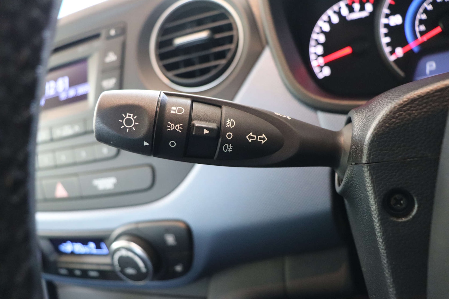 Used Hyundai i10 2016 for sale - 76031216: Photo 49