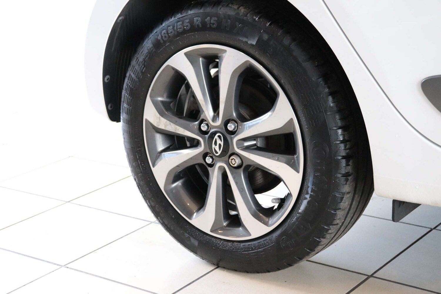 Used Hyundai i10 2016 for sale - 76031216: Photo 86