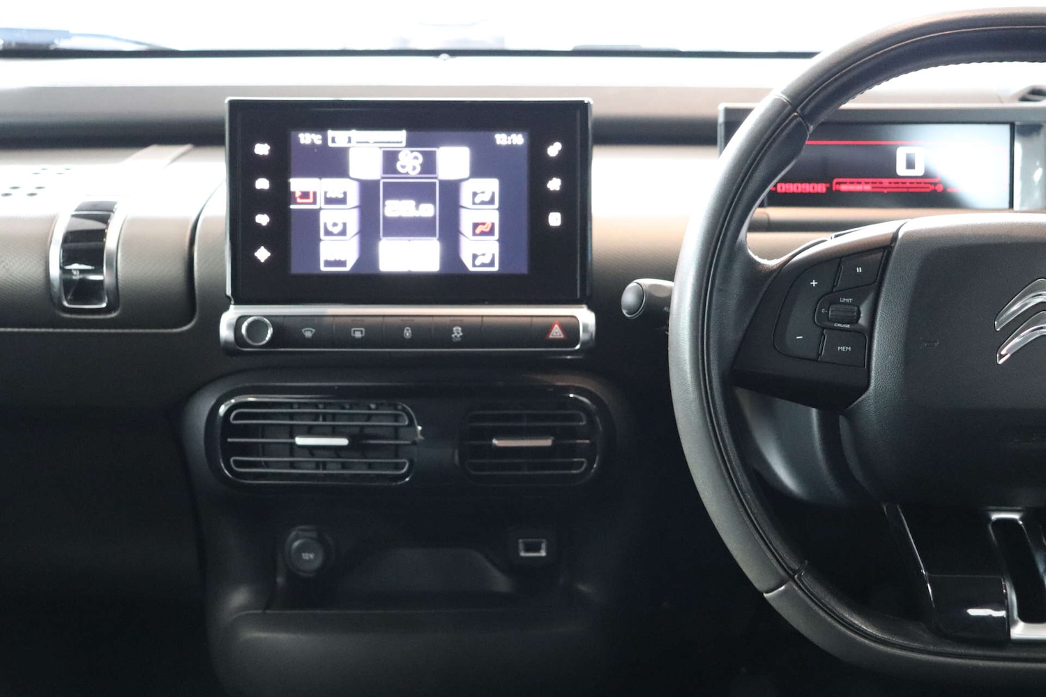 Used Citroen C4 Cactus 2016 for sale - 76289020: Photo 16