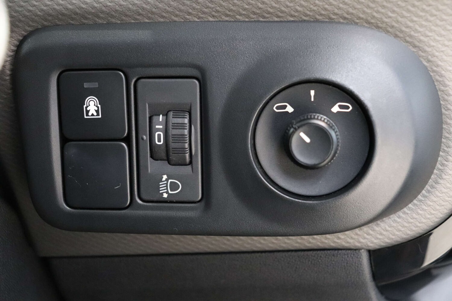 Used Citroen C4 Cactus 2016 for sale - 76289020: Photo 65