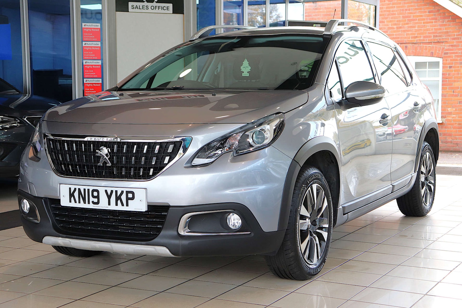 Used Peugeot 2008 2019 for sale - 76595228: Photo 2