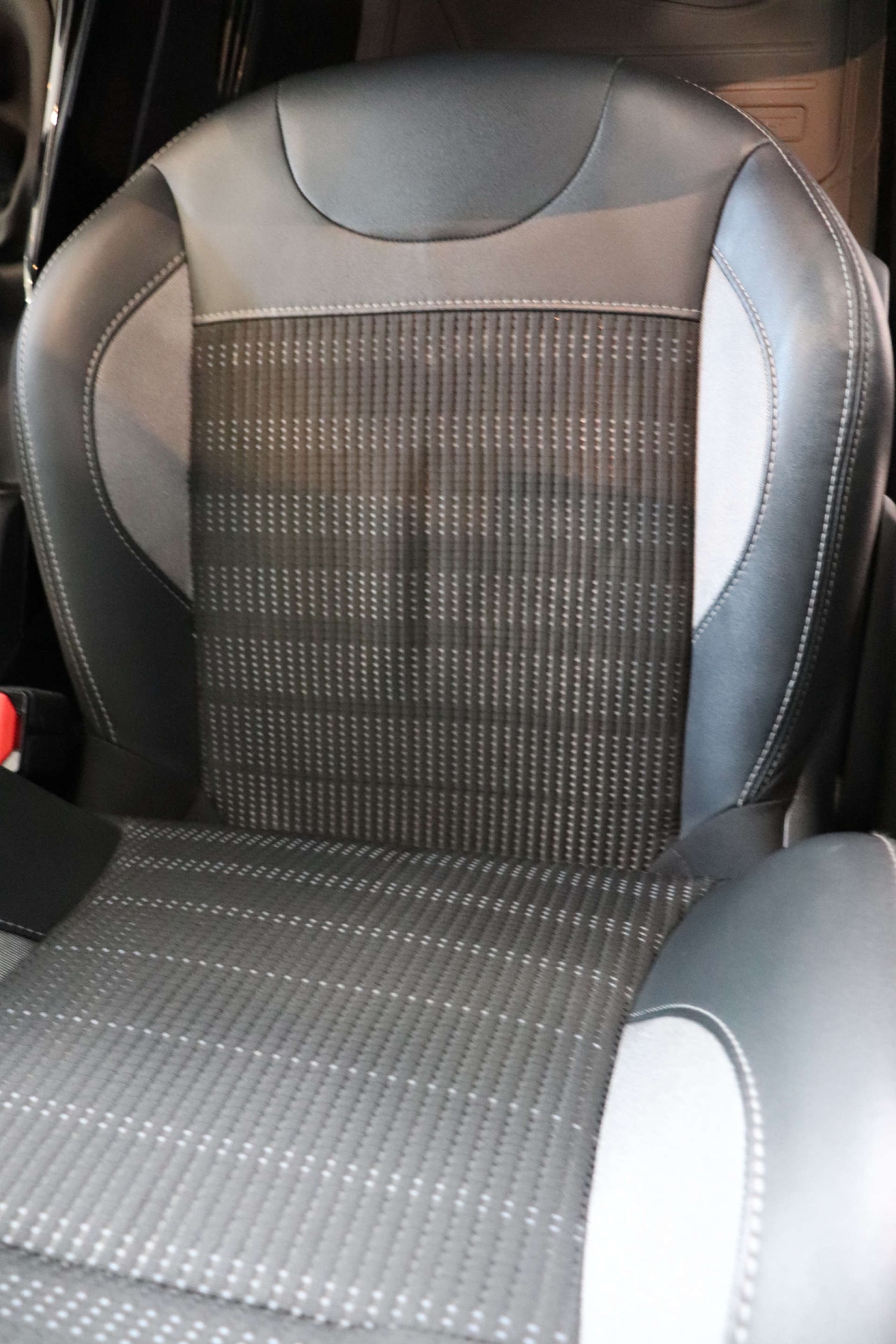 Used Peugeot 2008 2019 for sale - 76595228: Photo 22