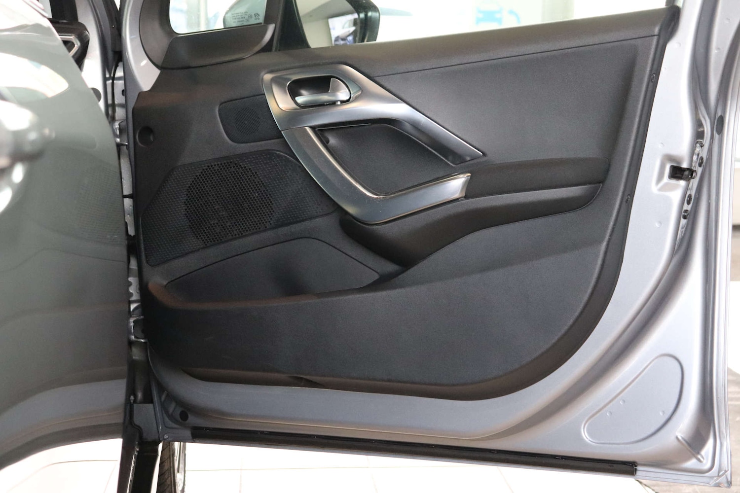 Used Peugeot 2008 2019 for sale - 76595228: Photo 28