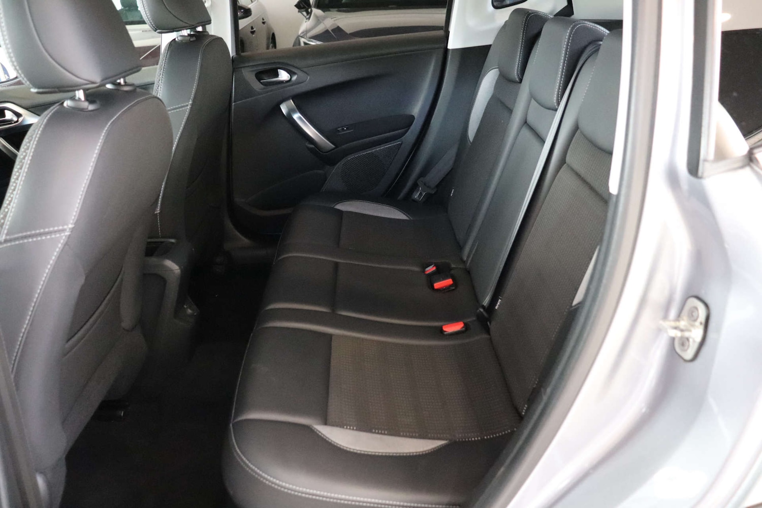 Used Peugeot 2008 2019 for sale - 76595228: Photo 37