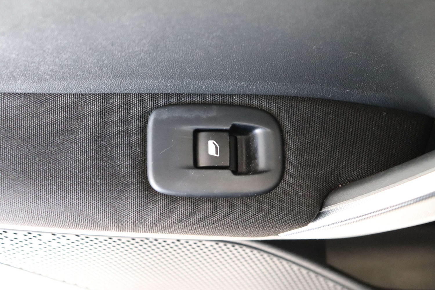 Used Peugeot 2008 2019 for sale - 76595228: Photo 42