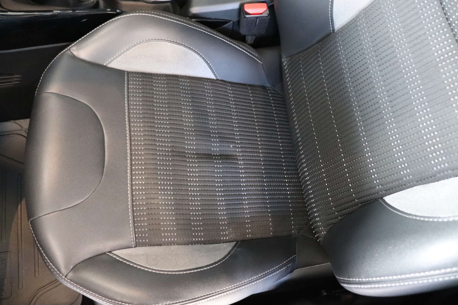 Used Peugeot 2008 2019 for sale - 76595228: Photo 47