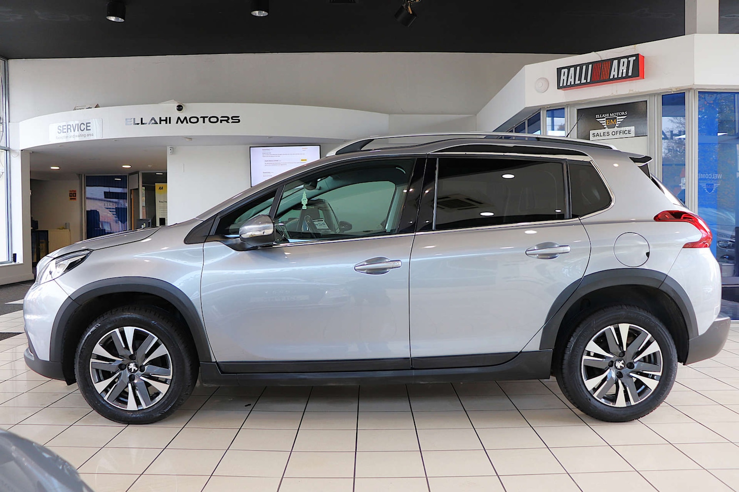 Used Peugeot 2008 2019 for sale - 76595228: Photo 5