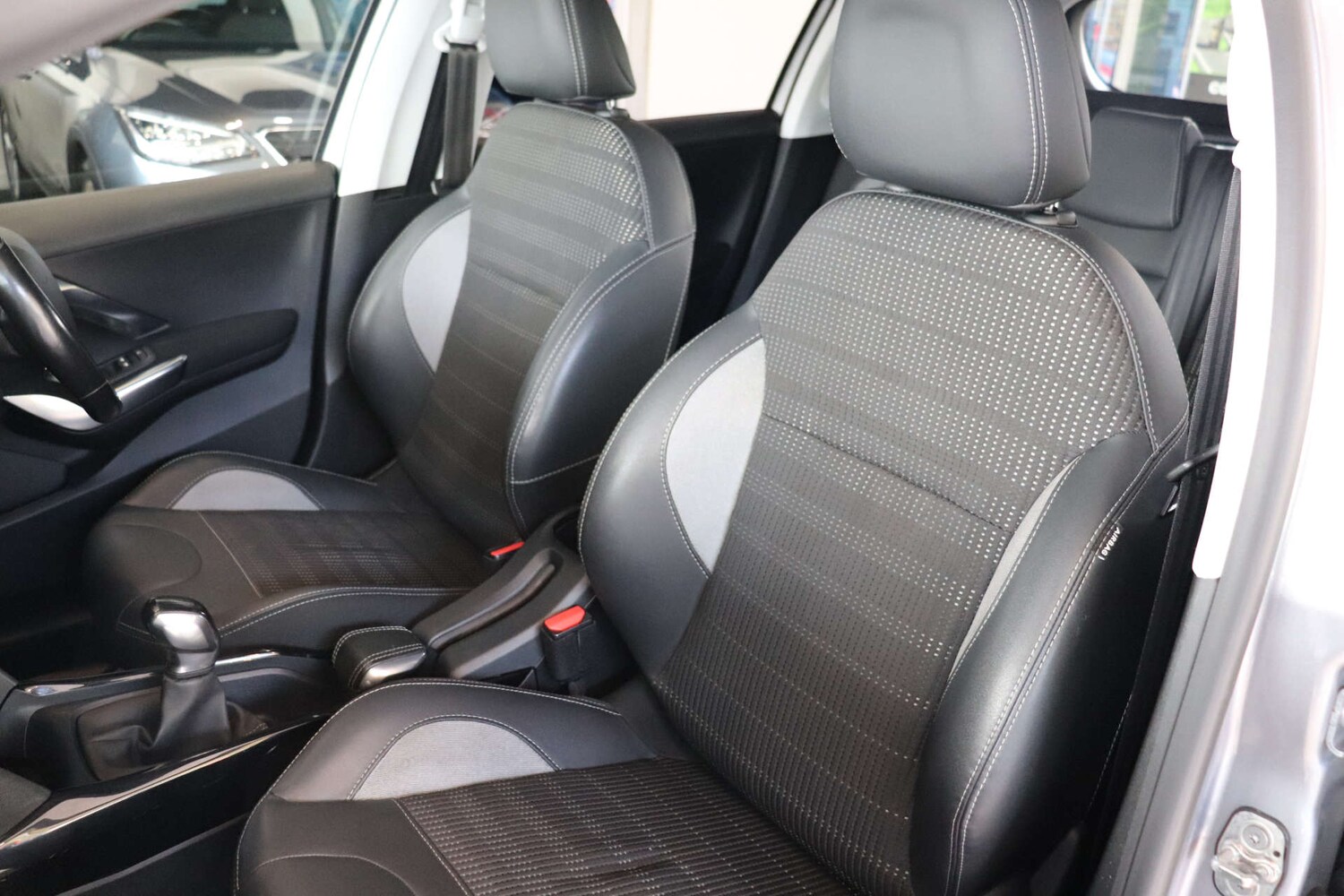 Used Peugeot 2008 2019 for sale - 76595228: Photo 50