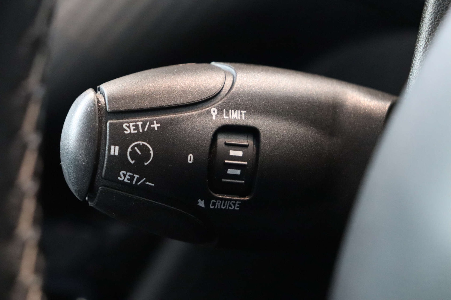 Used Peugeot 2008 2019 for sale - 76595228: Photo 64