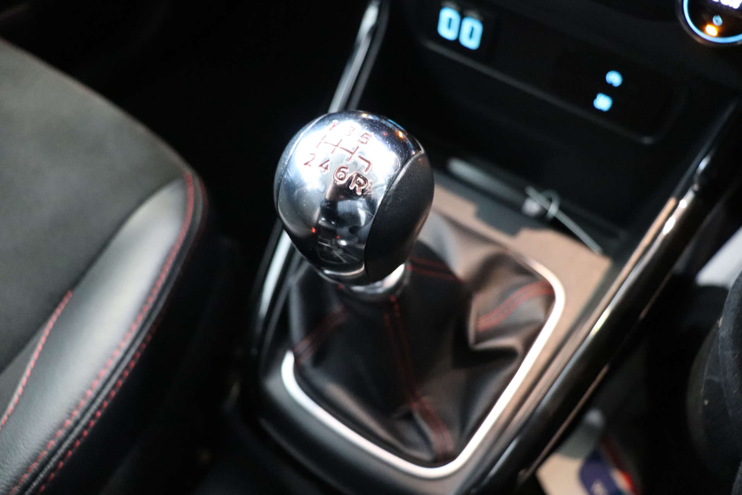 Used Ford Ecosport 2019 for sale - 76600681: Photo 46