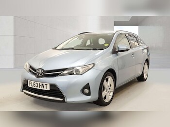 Used Toyota Auris 2013 for sale - 78392523: Photo