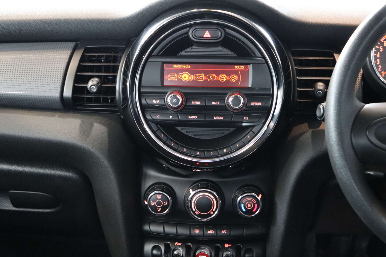 Used MINI Hatch 2016 for sale - 76595822: Photo 15