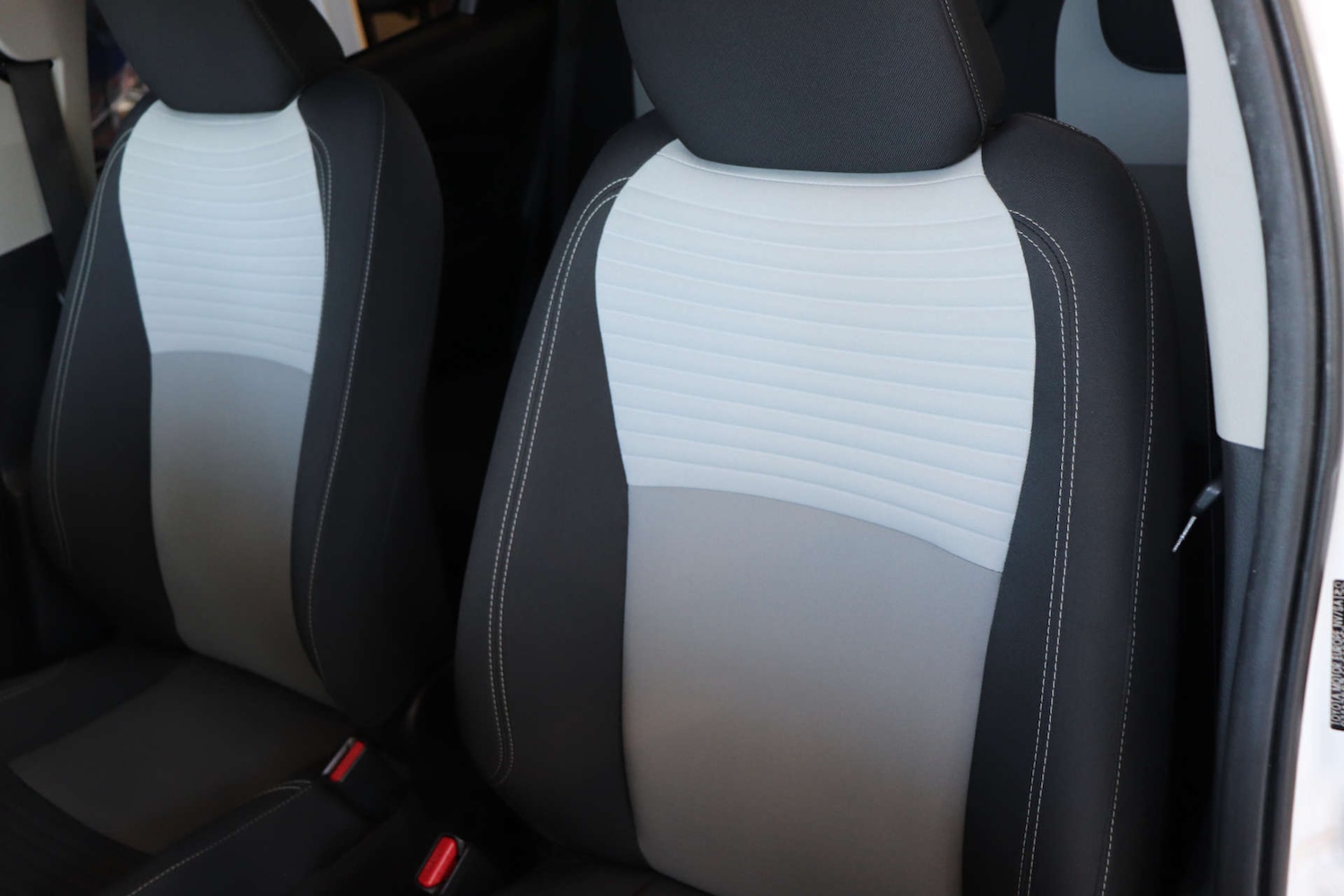 Used Toyota Yaris 2018 for sale - 76089431: Photo 39