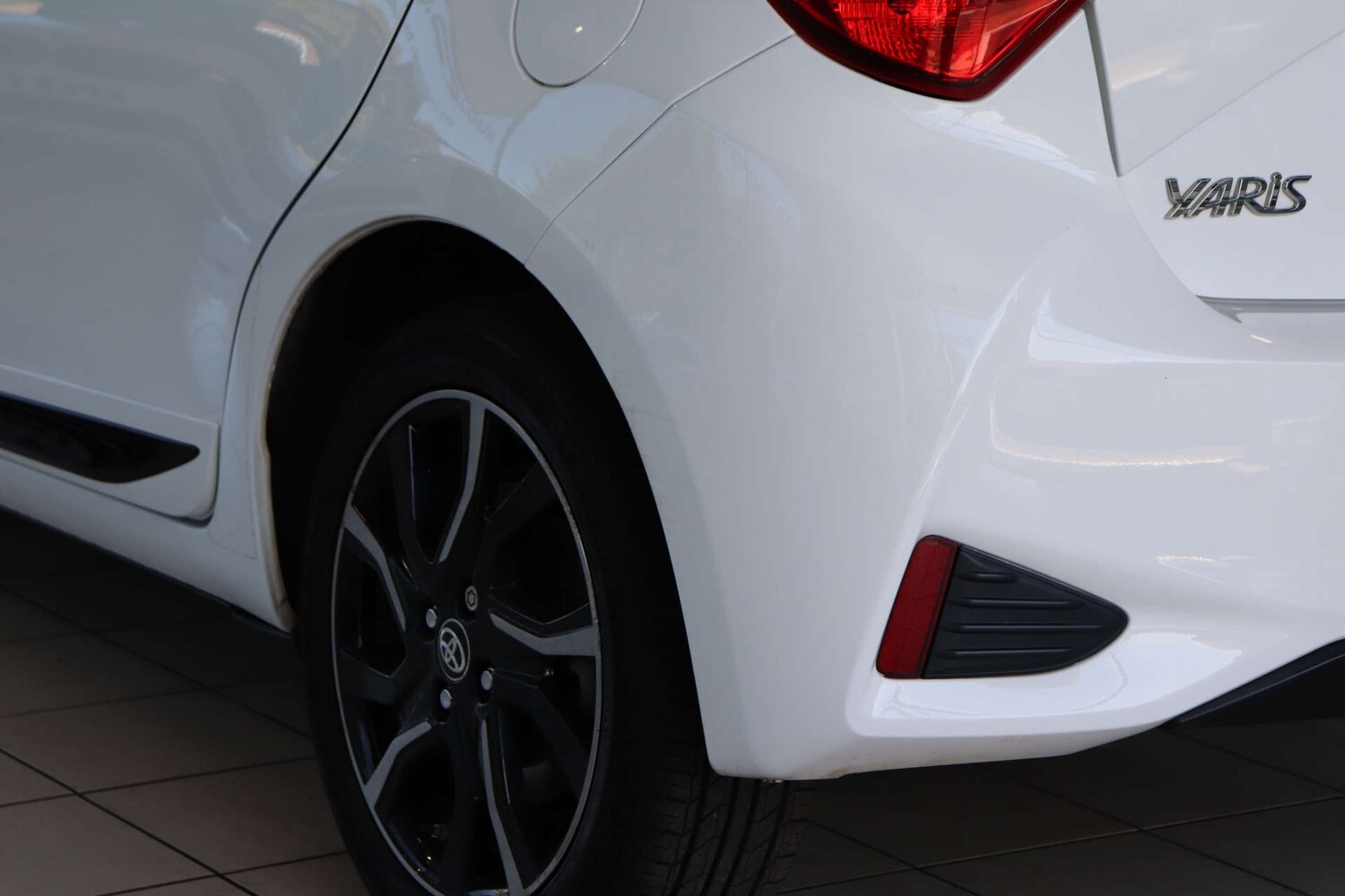 Used Toyota Yaris 2018 for sale - 76089431: Photo 75