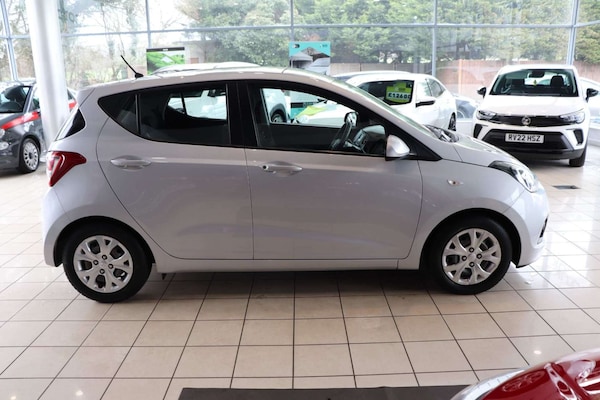 Used Hyundai i10 2015 for sale - 72270386: Photo 10