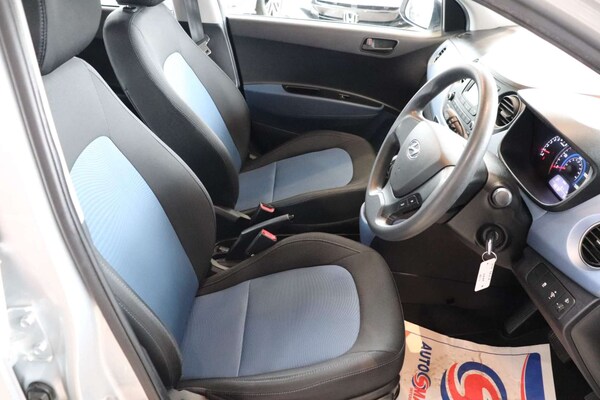 Used Hyundai i10 2015 for sale - 72270386: Photo 18