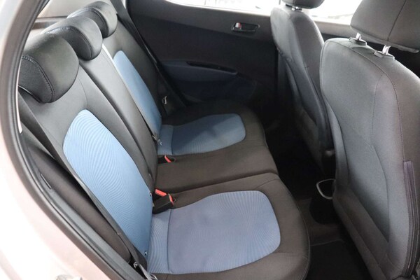 Used Hyundai i10 2015 for sale - 72270386: Photo 25
