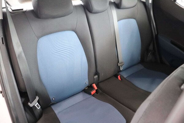 Used Hyundai i10 2015 for sale - 72270386: Photo 27