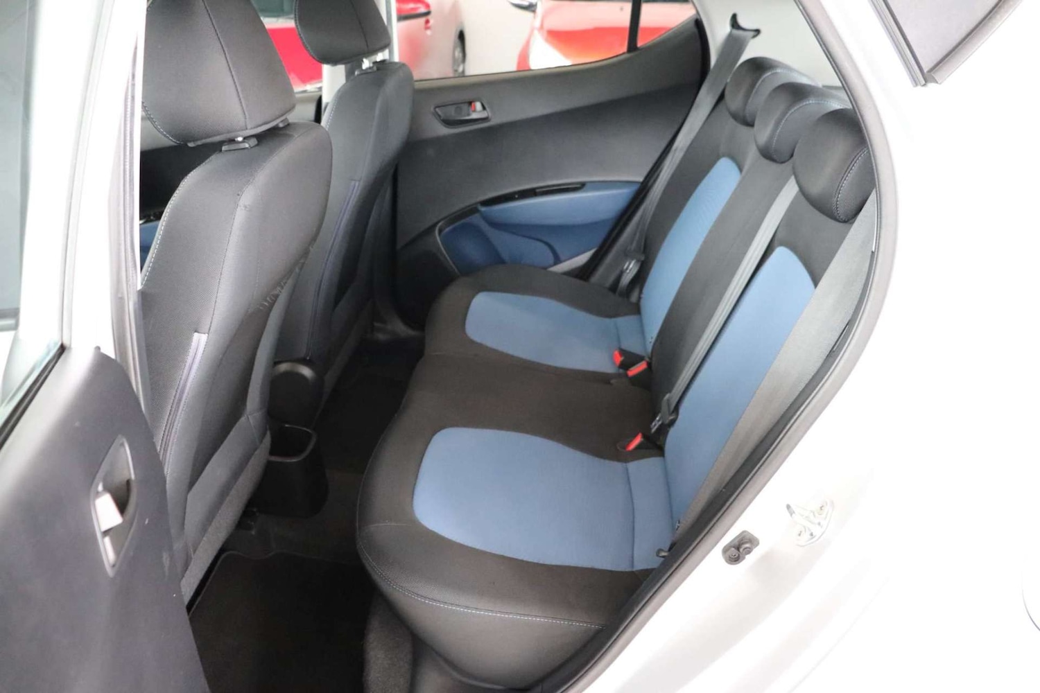 Vehicle 28