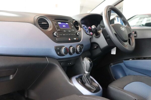 Used Hyundai i10 2015 for sale - 72270386: Photo 35