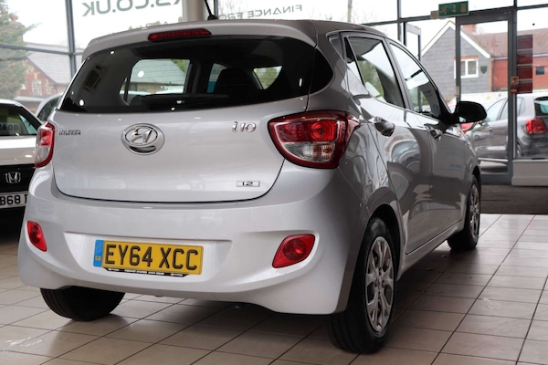 Used Hyundai i10 2015 for sale - 72270386: Photo 9