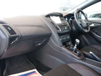 Used Ford Focus 2017 for sale - 74386533: Photo