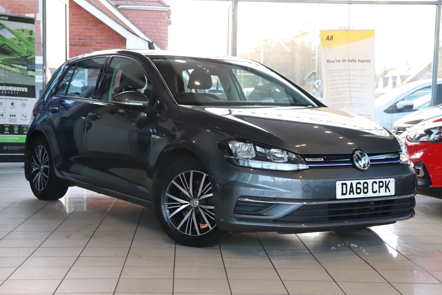 Used Volkswagen Golf 2018 for sale - 76969230: Photo 1