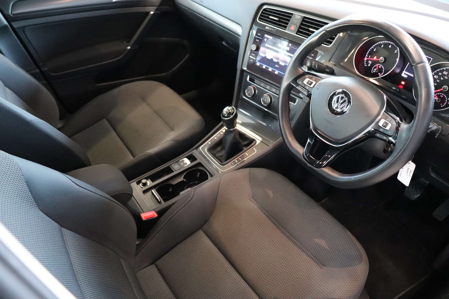 Used Volkswagen Golf 2018 for sale - 76969230: Photo 17