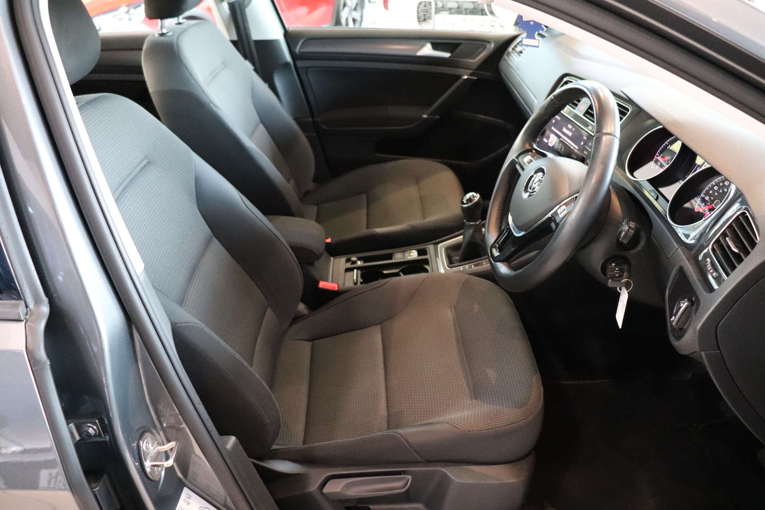 Used Volkswagen Golf 2018 for sale - 76969230: Photo 18