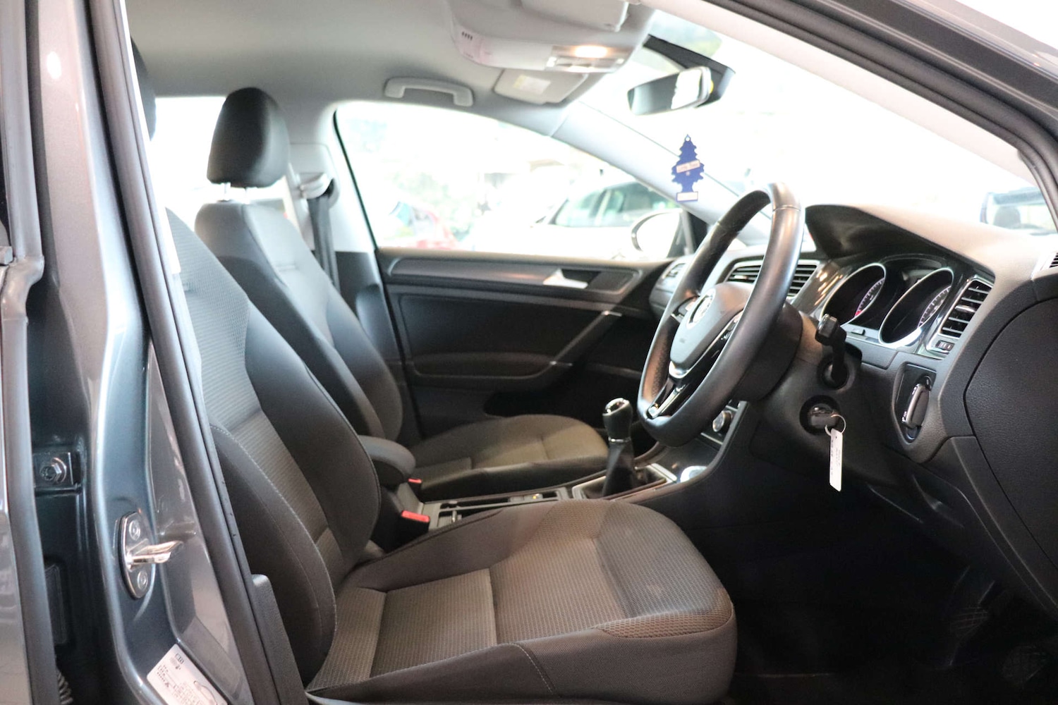 Used Volkswagen Golf 2018 for sale - 76969230: Photo 19