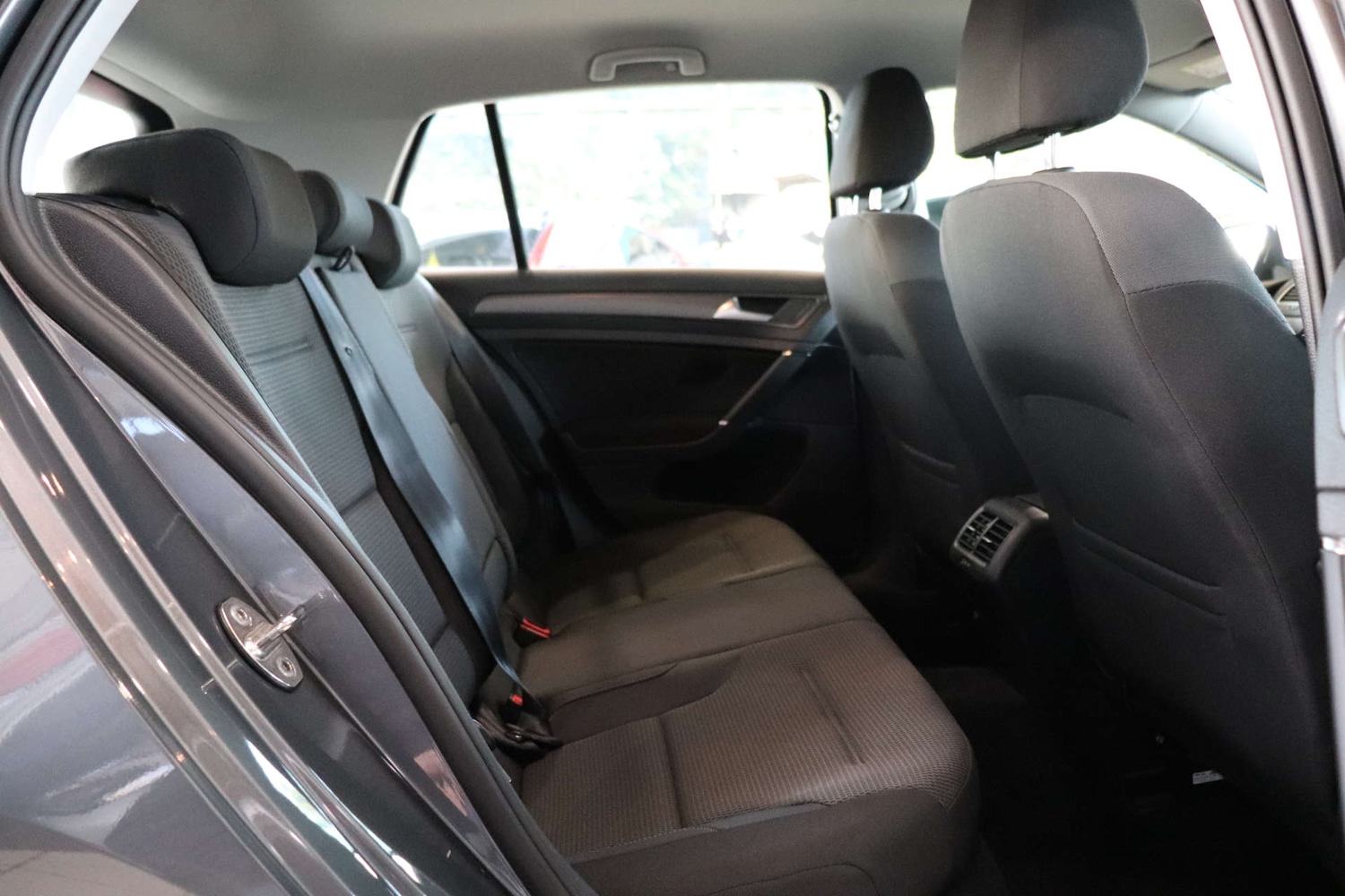 Used Volkswagen Golf 2018 for sale - 76969230: Photo 26