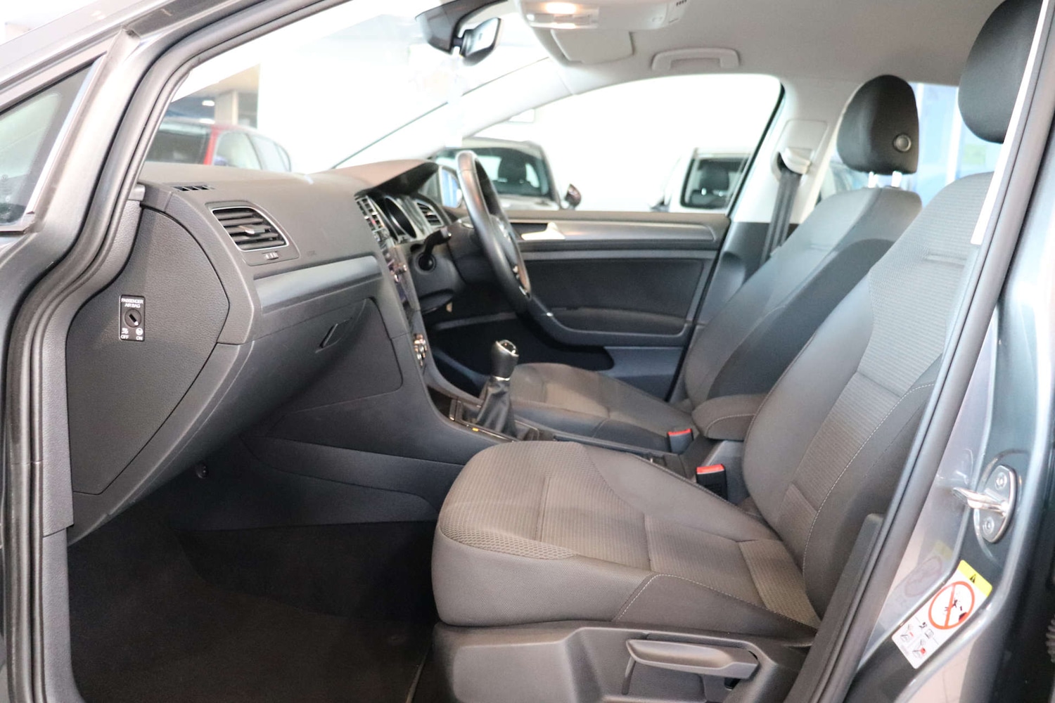 Used Volkswagen Golf 2018 for sale - 76969230: Photo 34