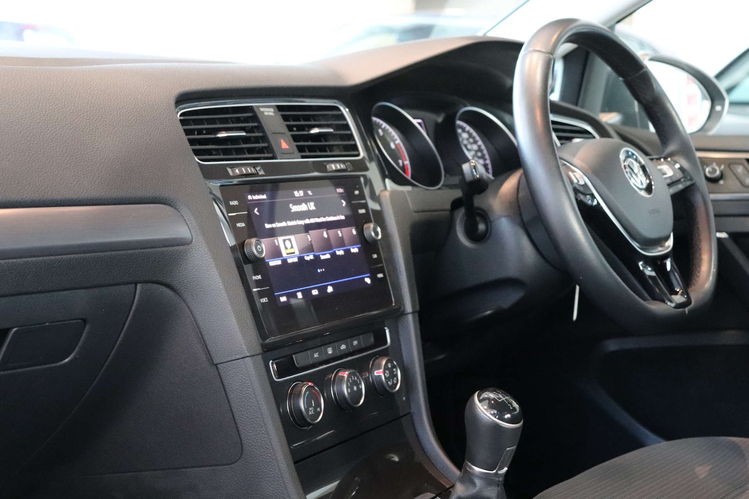 Used Volkswagen Golf 2018 for sale - 76969230: Photo 37