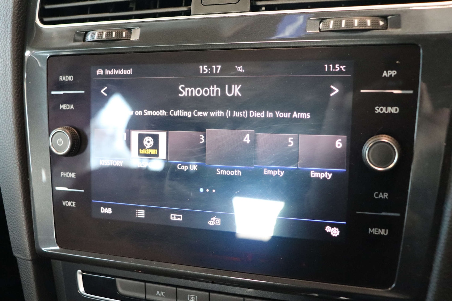 Used Volkswagen Golf 2018 for sale - 76969230: Photo 41