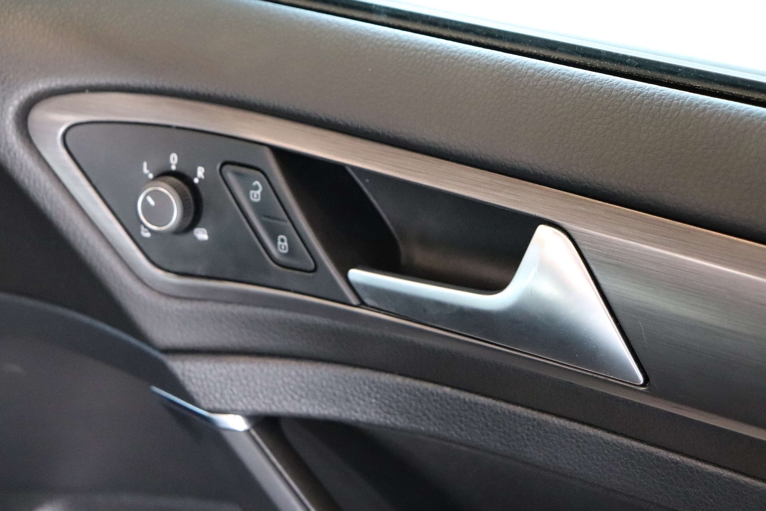 Used Volkswagen Golf 2018 for sale - 76969230: Photo 56