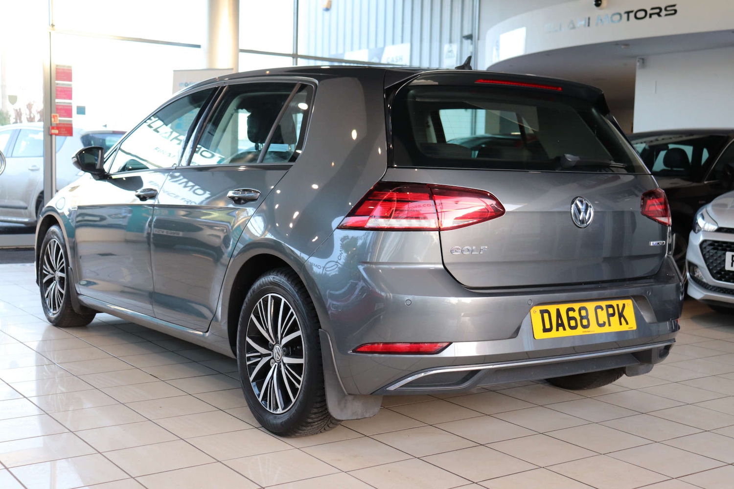 Used Volkswagen Golf 2018 for sale - 76969230: Photo 6