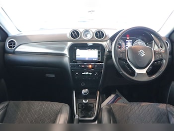 Used Suzuki Vitara 2019 for sale - 76651427: Photo