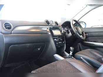 Used Suzuki Vitara 2019 for sale - 76651427: Photo