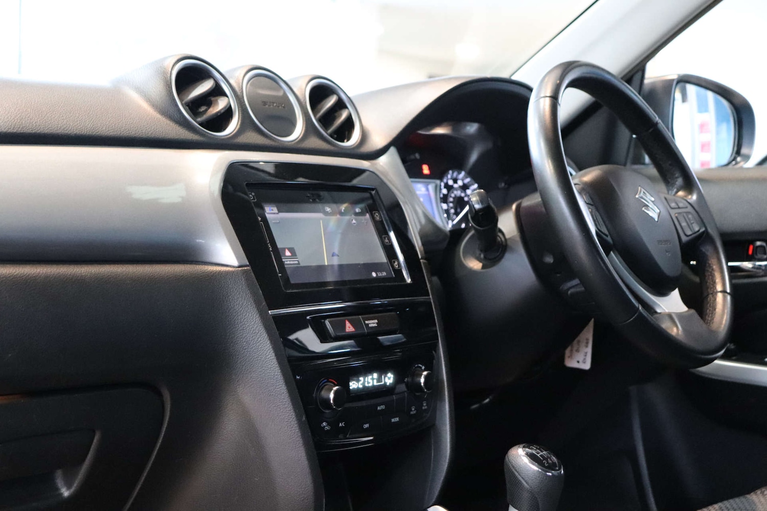 Used Suzuki Vitara 2016 for sale - 77022669: Photo 32