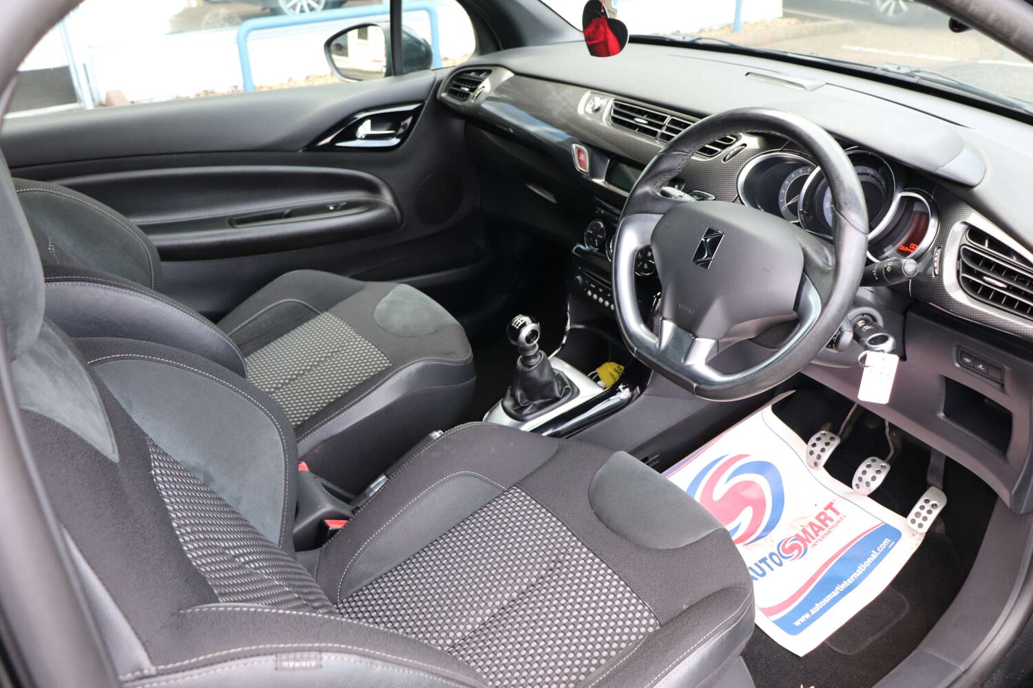 Used Citroen DS3 2010 for sale - 77446365: Photo 15