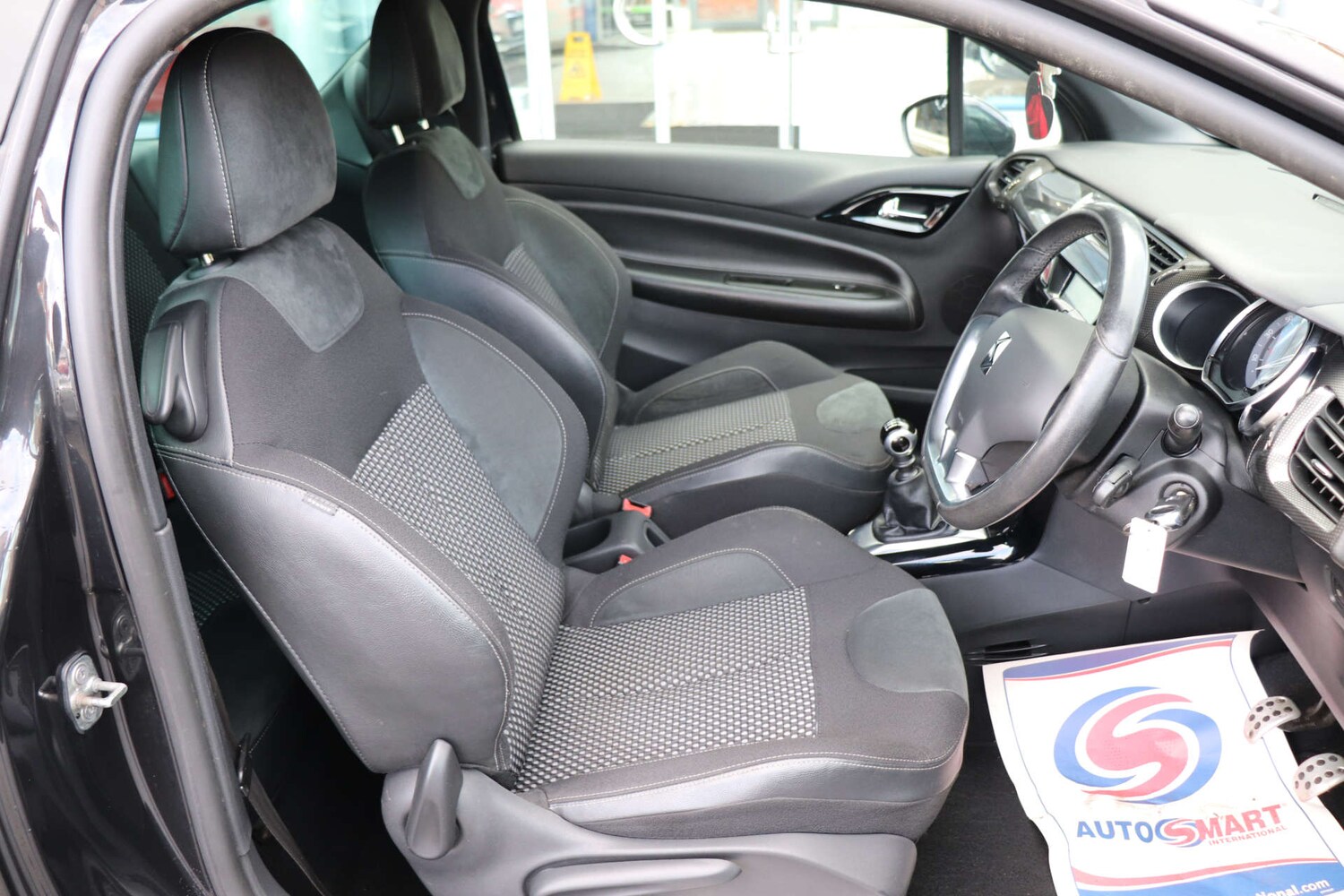 Used Citroen DS3 2010 for sale - 77446365: Photo 16